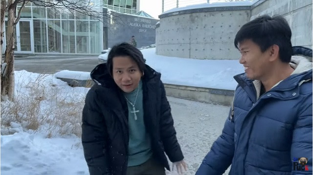 Khoa Pug cùng Vương Phạm tháo chạy qua Alaska