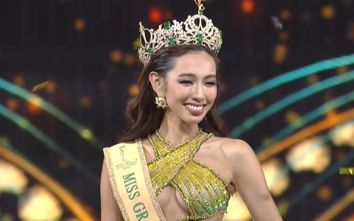 Một sao nữ Vbiz gay gắt bênh vực Thùy Tiên sau khi đàn em bị tố mua giải: 'Nín miệng lại cho em gái nhờ' Ảnh 2