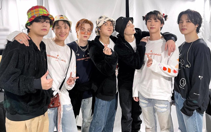 BTS thu về 1.400 tỷ đồng cho 4 đêm diễn tại Mỹ Ảnh 2