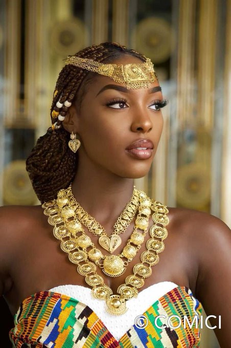 Cô là người mẫu nổi tiếng và nhận được sự ủng hộ nhiệt tình của công chúng khi trở thành hoa hậu.