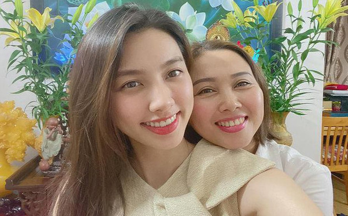 Mẹ Thùy Tiên lên tiếng bảo vệ con gái trước tin đồn mua giải Miss Grand Ảnh 2