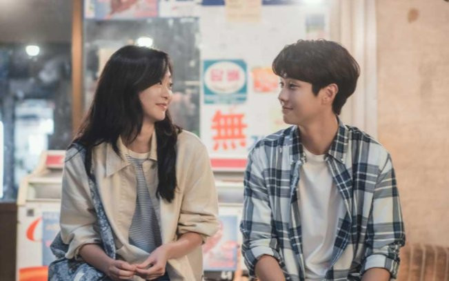 'Our Beloved Summer' của Choi Woo Sik bất ngờ nhận phản ứng tiêu cực vì lý do khó chấp nhận này! Ảnh 2