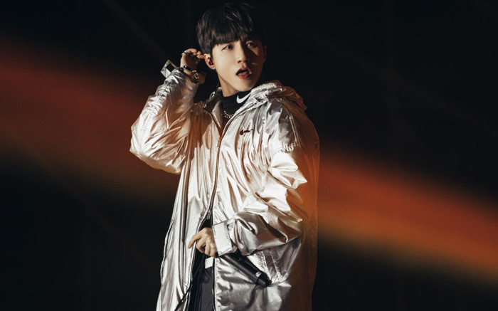 Sơn Tùng bất ngờ bị fan tố 'lươn lẹo' khi làm điều này trên sân khấu? Ảnh 2