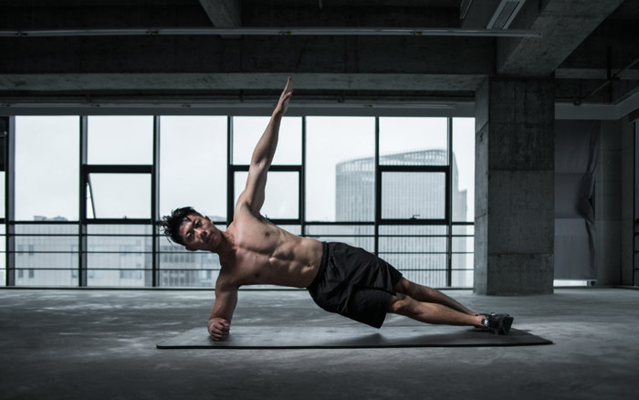 Kỹ thuật giảm cân bằng cách hít thở giúp nam diễn viên Nhật bản 'xử đẹp' 13kg trong vài tuần Ảnh 2