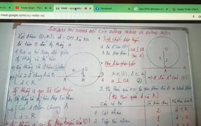 Nữ sinh chụp màn hình lớp học online mà 'lòi' ra nguyên cả tội lơ đễnh trong giờ học Ảnh 2