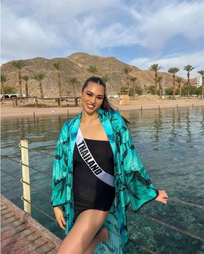 Bị chê thừa cân nhưng Miss Universe Thái Lan vẫn tự tin tung ảnh mặc gợi cảm, thần thái ngời ngời Ảnh 1