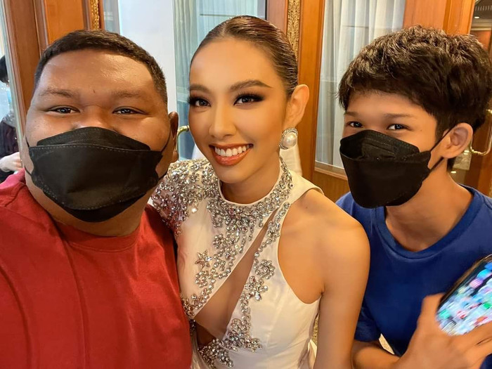 Cô rất được lòng fan Thái bởi sự nhiệt tình, vui vẻ của mình. 