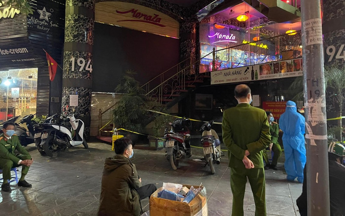Đã có 4 người dương tính trong số 126 người ăn nhậu tại nhà hàng ở Trần Duy Hưng Ảnh 2
