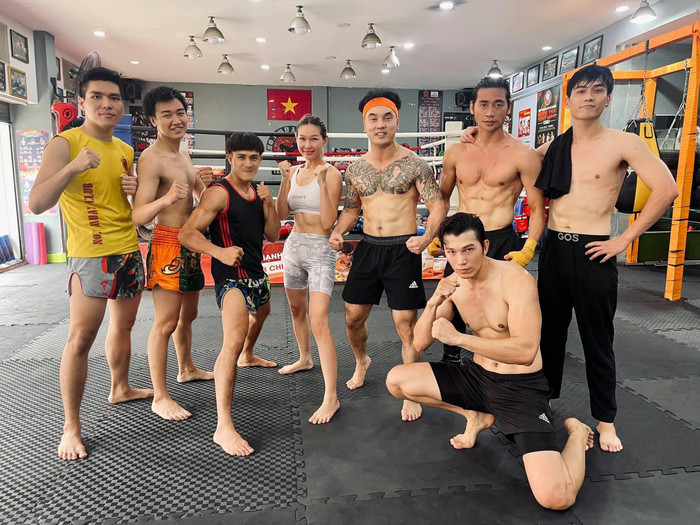 Diễn viên Lợi Trần 'biến hình' 10 kg sau 3 tháng tham gia chương trình The Champion Ảnh 2