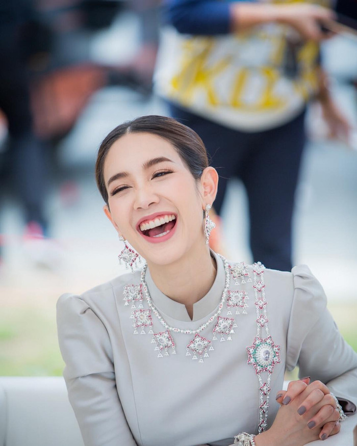 Những sao nữ hot từng làm Hoa hậu Thái Lan: Pooklook Fonthip là nàng Hậu tai tiếng nhất Ảnh 11