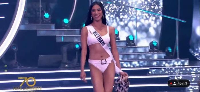 Kim Duyên khoe đường cong bốc lửa, 'đốt cháy' sân khấu Bán kết Miss Universe 2021 Ảnh 10