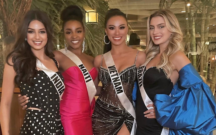 Kim Duyên khoe loạt ảnh rạng rỡ bên hội chị em, không quên nhắn nhủ fan điều đặc biệt Ảnh 2