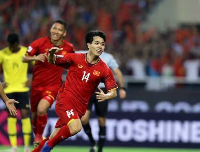 Công Phượng đá cao nhất trên hàng công của tuyển Việt Nam trước Malaysia.