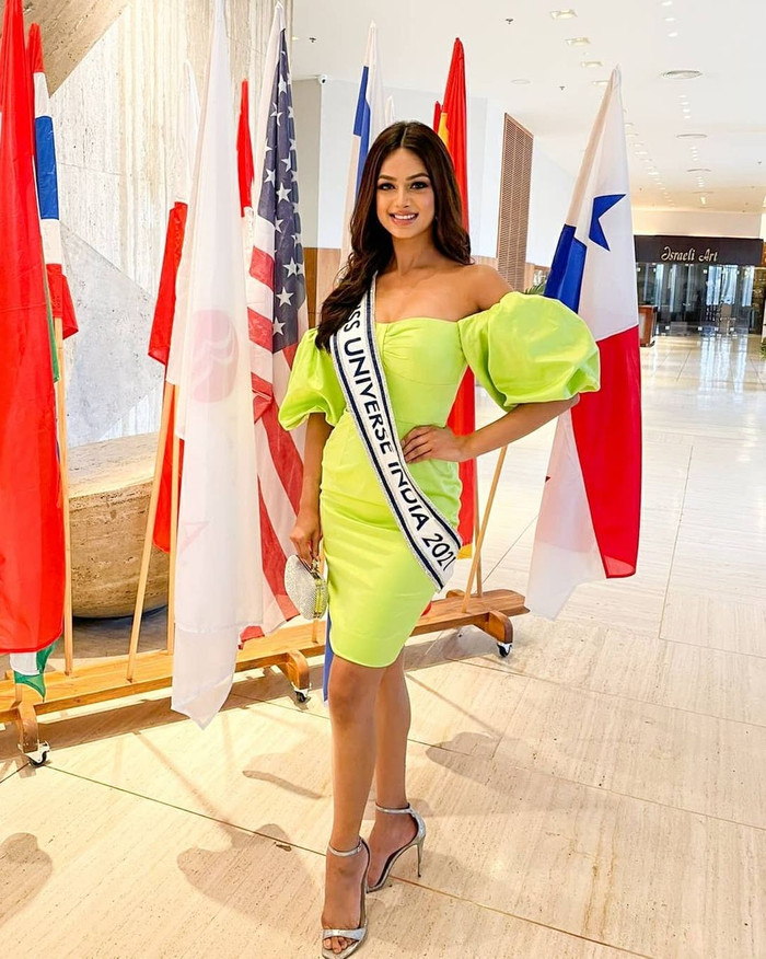 Đem theo cực ít hành lý nhưng tân Miss Universe luôn xuất hiện với diện mạo xinh đẹp ngút ngàn Ảnh 6