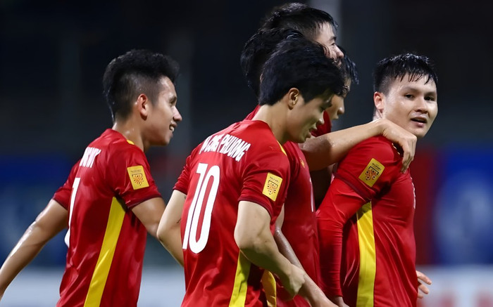 Quang Hải một lần nữa lập siêu phẩm vào lưới Malaysia Ảnh 2