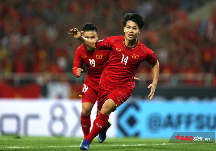 Công Phượng, Quang Hải, Hoàng Đức ghi bàn giúp Việt Nam thắng Malaysia 3-0.