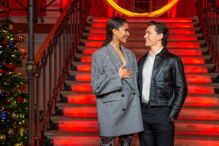 Tom Holland: 'Tôi và Zendaya trở thành ác mộng của đạo diễn' Ảnh 8