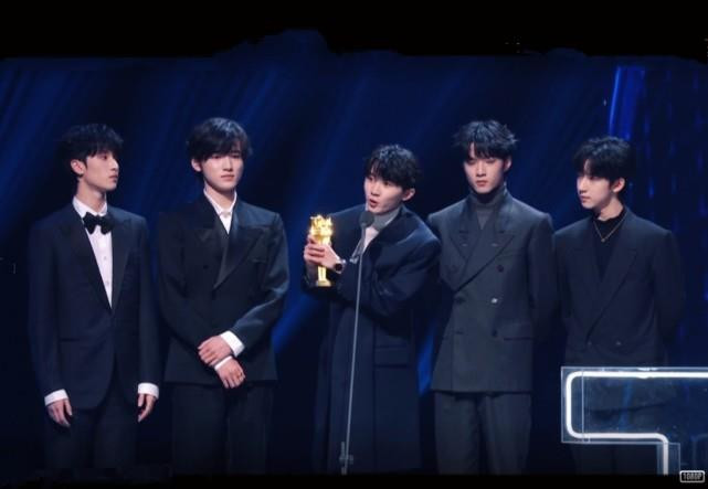Thời Đại Thiếu Niên Đoàn tiếp bước TFBOYS đoạt hai giải danh giá tại TMEA Ảnh 6