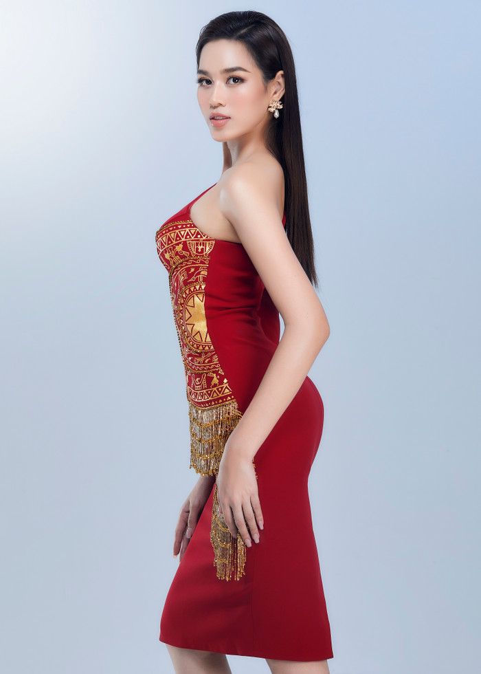 Sát chung kết, Miss World mới 'edit' profile của Đỗ Thị Hà đúng chính tả, kèm loạt ảnh sang mịn Ảnh 6