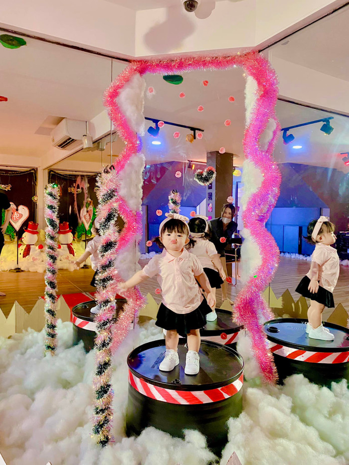 Biểu cảm của Winnie hút trọn spotlight