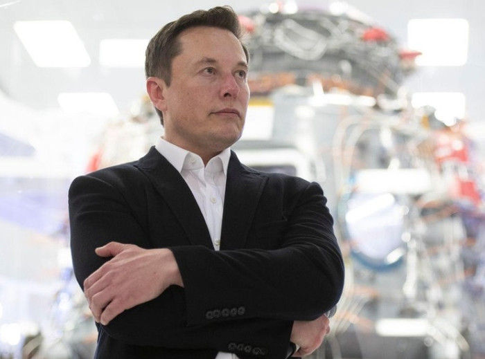 Elon Musk: Từ đứa trẻ bị bắt nạt đến người giàu nhất hành tinh và những giấc mơ về sao Hỏa Ảnh 4