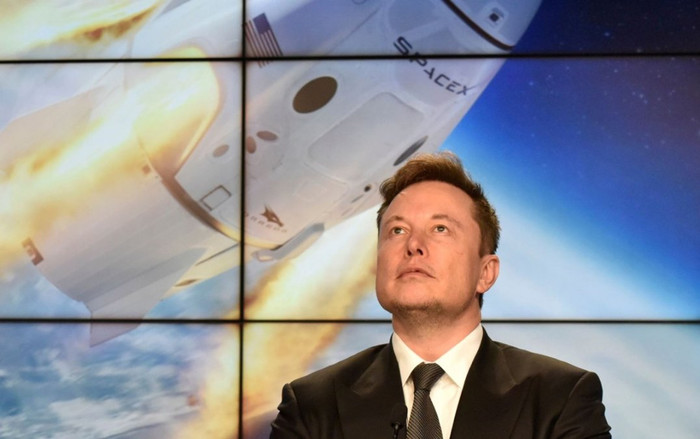 Elon Musk: Từ đứa trẻ bị bắt nạt đến người giàu nhất hành tinh và những giấc mơ về sao Hỏa Ảnh 2