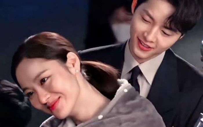 Song Joong Ki có ẩn ý gì khi đăng ảnh này lên Instagram sau tin đồn hẹn hò tình tin đồn Jeon Yeo Bin? Ảnh 2
