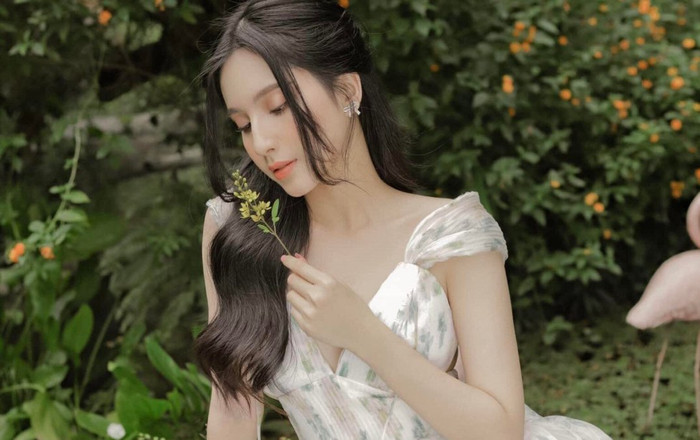 Thiên An đẹp tựa nàng thơ trong bộ ảnh mới khiến netizen phải thốt lên 'gái một con trông mòn con mắt' Ảnh 2