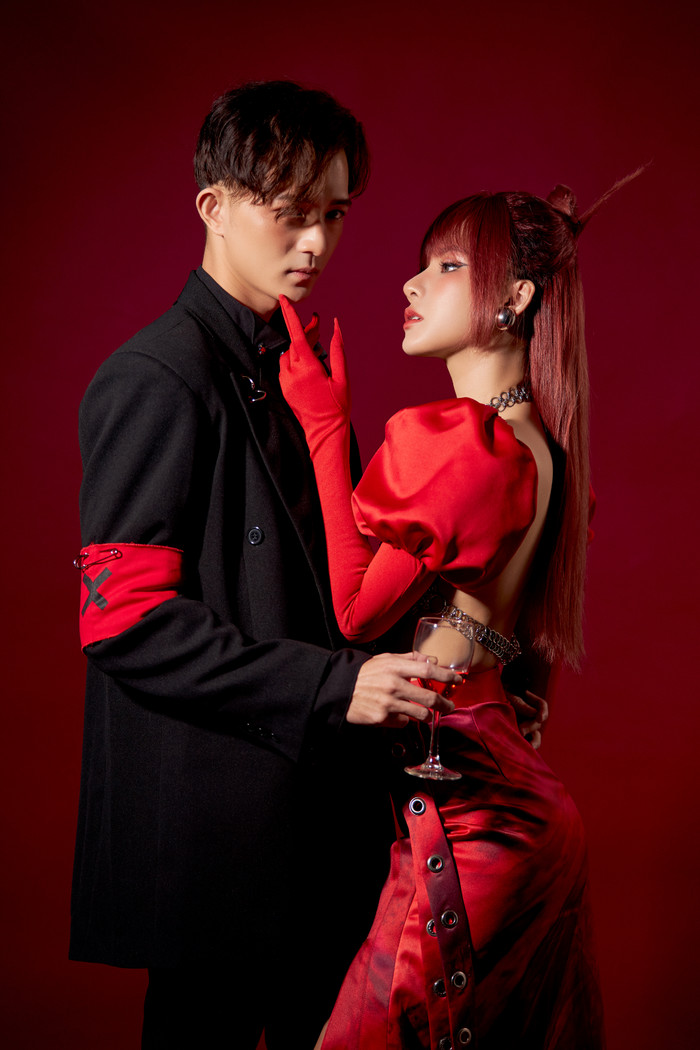 Yến Tattoo tung MV mới trễ 1 ngày vì... mải coi bóng đá Ảnh 3