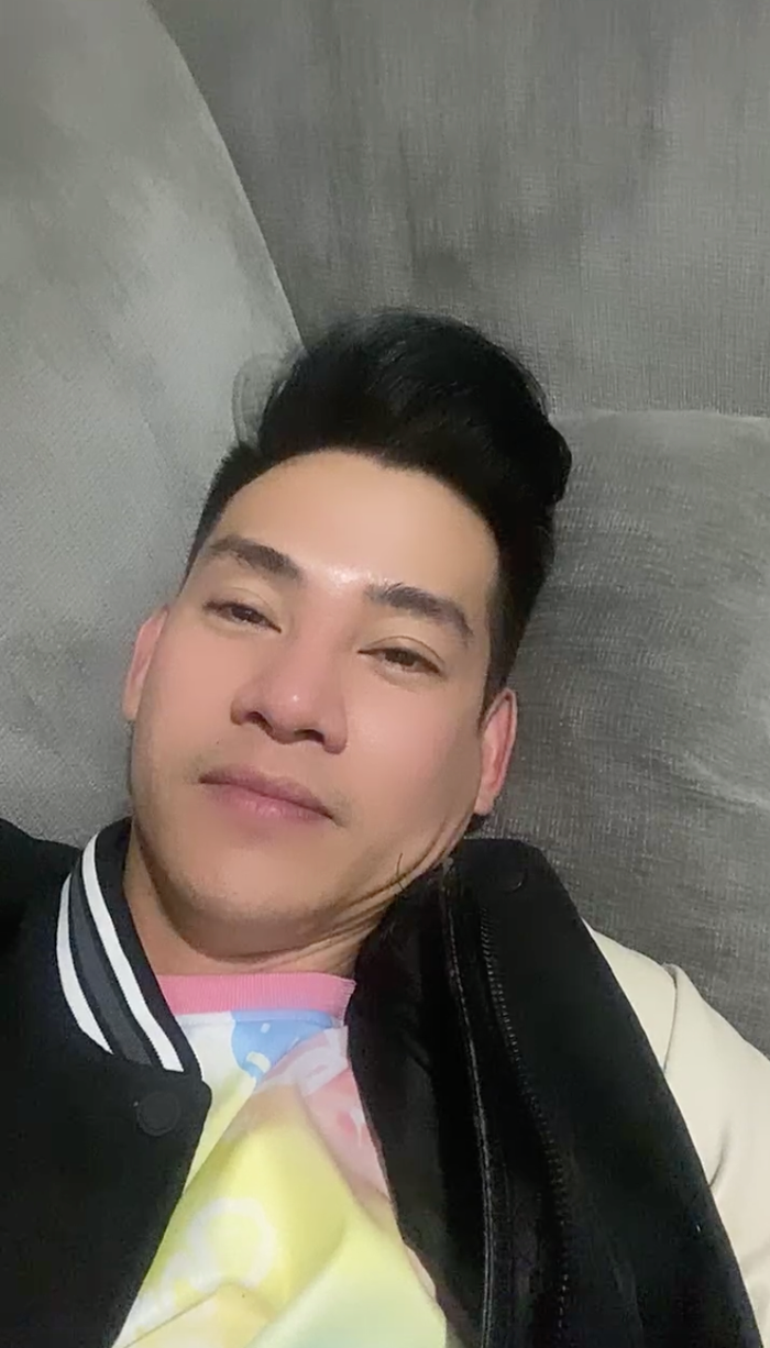 Vẻ tiều tuỵ, mệt mỏi của Phùng Ngọc Huy khiến nhiều khán giả lo lắng.