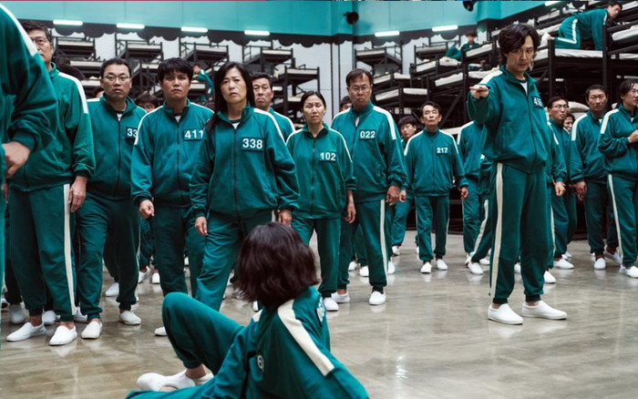 10 khoảnh khắc thời trang nổi bật nhất 2021: Đại diện duy nhất của châu Á là bộ đồ giản dị, giá rẻ nhất Ảnh 2