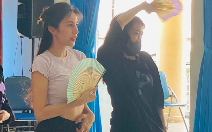 Thủy Tiên hiếm hoi khoe vòng eo con kiến, đập tan tin đồn mang thai lần 3 Ảnh 2