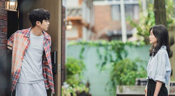 6 phim Hàn Quốc tưởng không hay mà hay không tưởng năm 2021: 'Our Beloved Summer' liệu có đáng bị chê? Ảnh 4