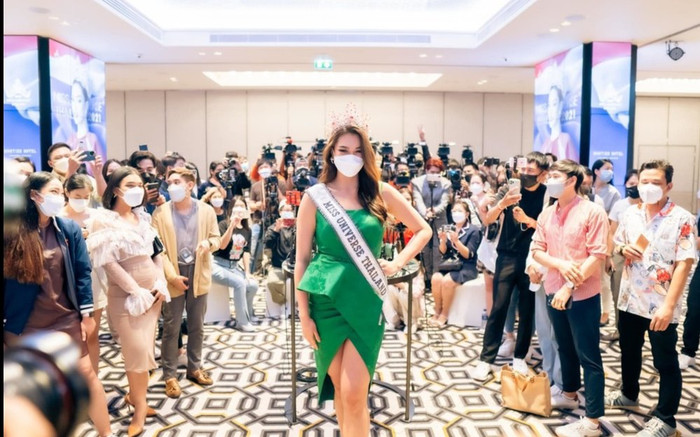 Miss Universe Thái Lan vừa có buổi gặp truyền thông ở quê nhà sau khi để mất thành tích quốc tế Ảnh 2