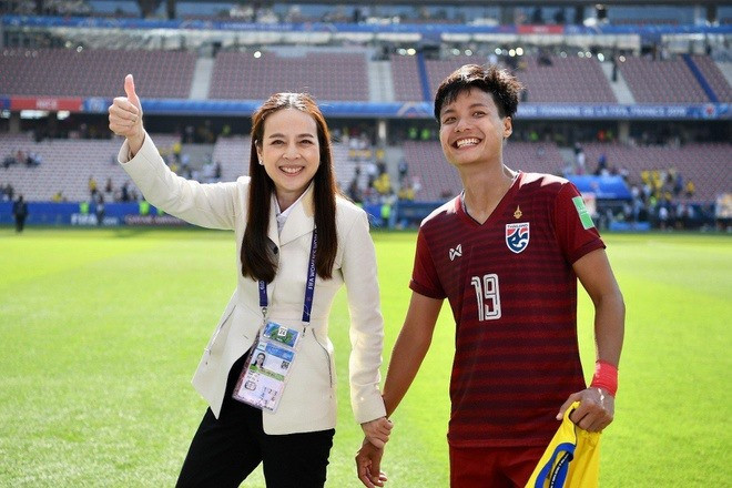 Nữ tỷ phú hứa thưởng cho tuyển Thái Lan khoảng 600 nghìn USD nếu vô địch AFF Cup 2020.