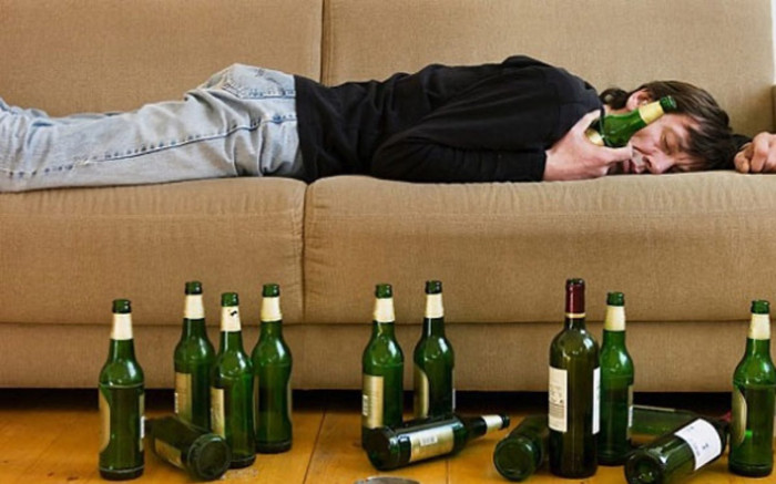 Thanh niên 29 tuổi nhập viện sau cuộc nhậu 'tới bến' với bạn bè và lời cảnh tỉnh dịp cuối năm Ảnh 2