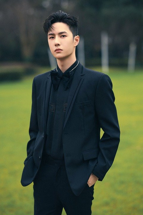 Vương Nhất Bác khoe giọng hát ngọt ngào ngân nga hit đình đám của BIGBANG Ảnh 4