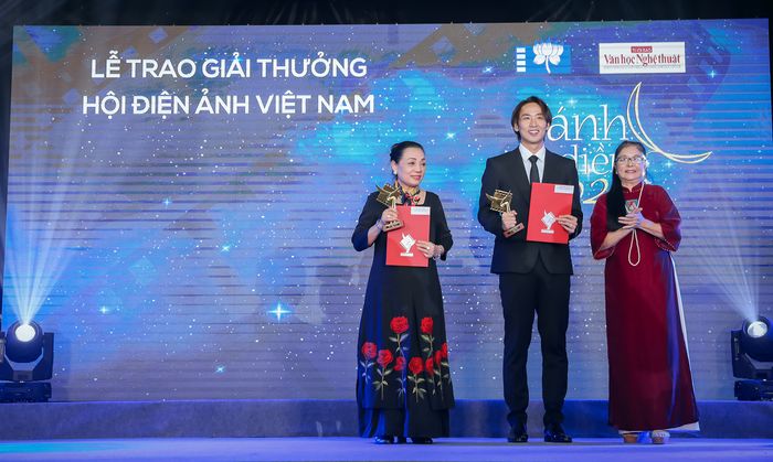 Cánh Diều 2020: 'Bố già' đại thắng, Mạnh Trường -Lương Thu Trang đoạt giải Diễn viên xuất sắc Ảnh 7