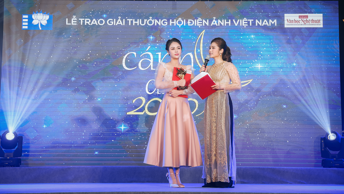 Cánh Diều 2020: 'Bố già' đại thắng, Mạnh Trường -Lương Thu Trang đoạt giải Diễn viên xuất sắc Ảnh 4