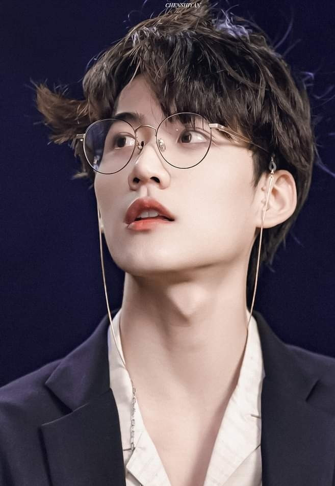 Châu Kha Vũ đăng bài gửi lời xin lỗi đến 2 MC tiền bối sau sự cố tại sự kiện tối 22/12 Ảnh 5