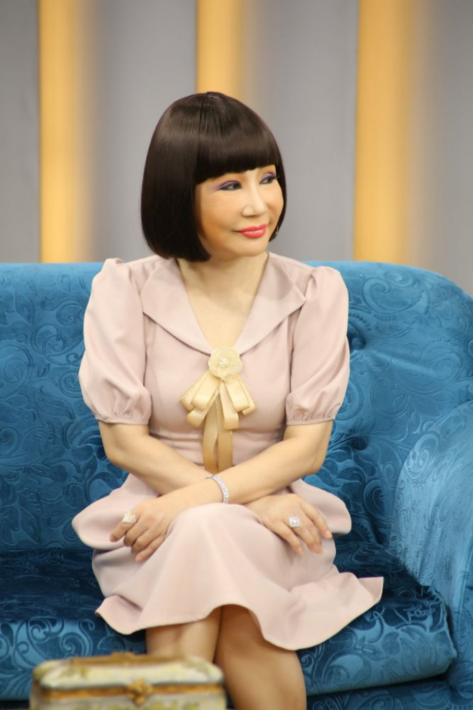 Cố NSƯT Thanh Kim Huệ vừa qua đời vào trưa này 23/12 tại nhà riêng.