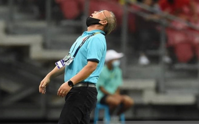 Lý do khiến tuyển Việt Nam thua Thái Lan: Dính 'combo đen' và thủ kém! Ảnh 2