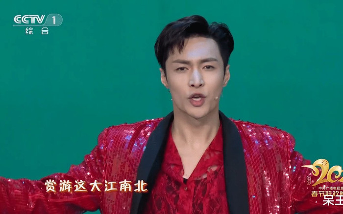 Lay Trương Nghệ Hưng và Vương Nguyên tham gia tiệc concert CCTV Ảnh 2