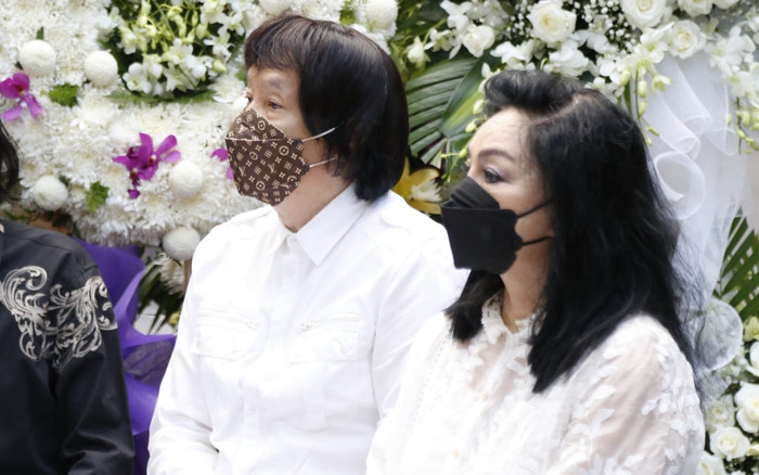 NSND Minh Vương cùng ông xã NSƯT Thanh Kim Huệ lo chỗ yên nghỉ cho nữ nghệ sĩ Ảnh 2