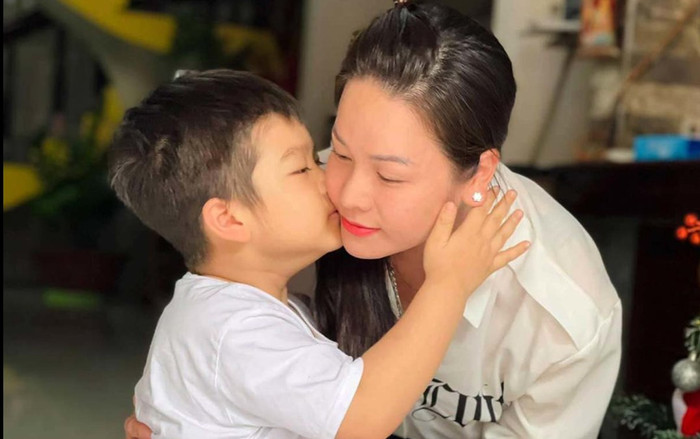 Nhật Kim Anh tặng món quà ý nghĩa khi được gặp lại con trai sau gần một năm xa cách Ảnh 2