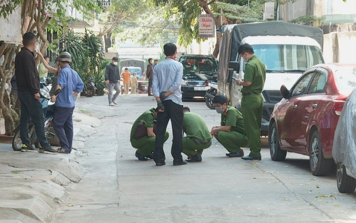 Đi tập thể dục, tá hỏa phát hiện cô gái tử vong bên lề đường với nhiều vết thương Ảnh 2