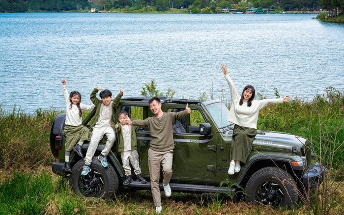 Một năm không đi du lịch, gia đình Ốc Thanh Vân lên đồ chất lừ đi Đà Lạt, ở 10 ngày chưa muốn về Ảnh 2