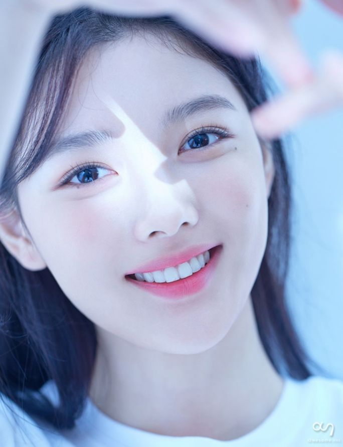 Top 10 nữ diễn viên Hàn xinh đẹp nhất theo bình chọn: Kim Yoo Jung suýt thua trước Kim Hye Yoon Ảnh 11
