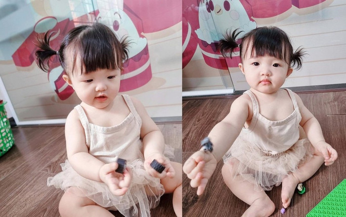 Hết giành mic của mẹ, bé Winnie lại trổ tài chơi piano nhưng ba mẹ lại 'dìm' má bánh bao Ảnh 2