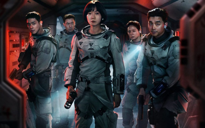 'The Silent Sea' nhận về hàng loạt phản ứng tiêu cực: 'Quá tiếc cho một dàn diễn viên đỉnh cao!' Ảnh 2